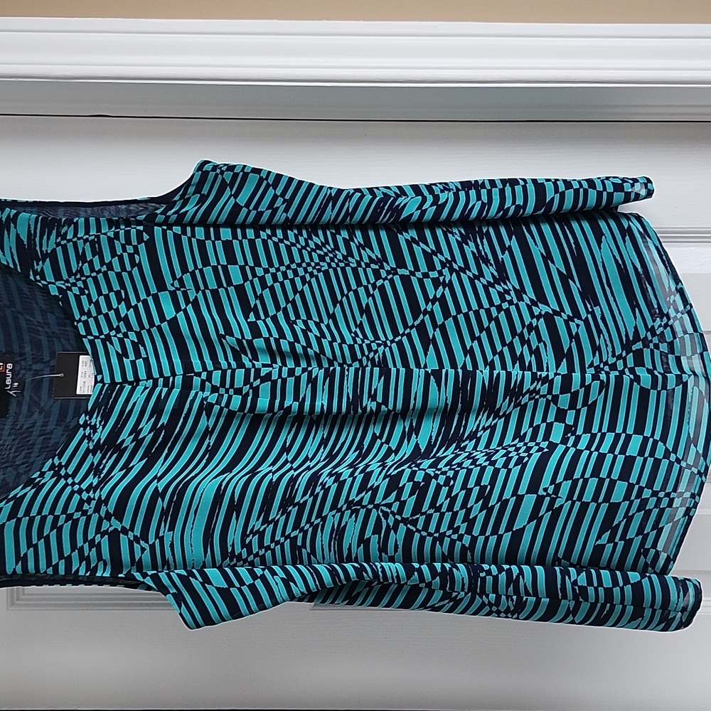 NWT Laura's tank blouse